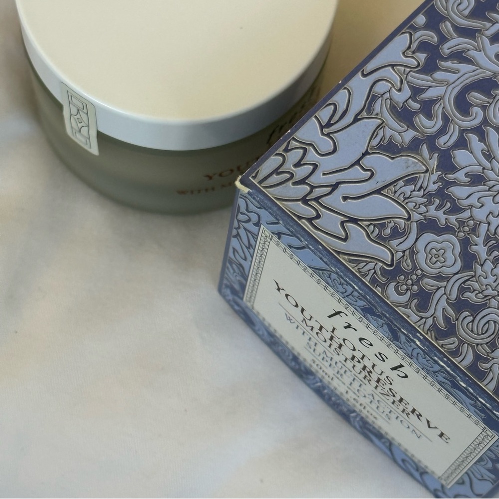 BNIB Fresh Lotus Anti-Aging Moisturizer - Picture 4 of 4